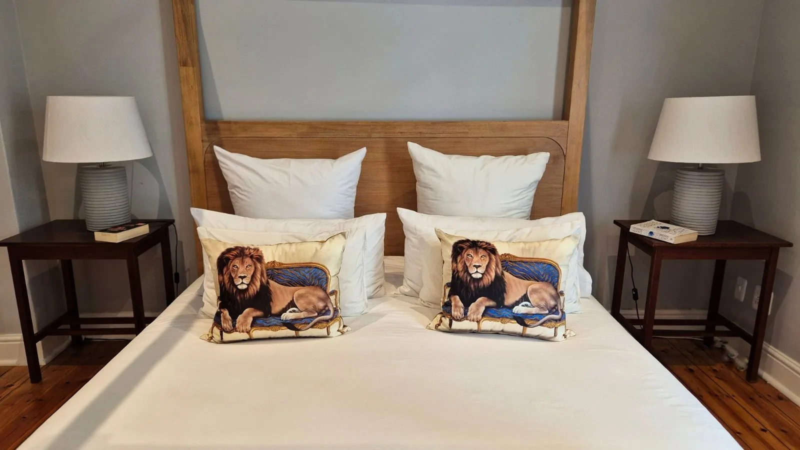 Room 5: Family/Executive Suite