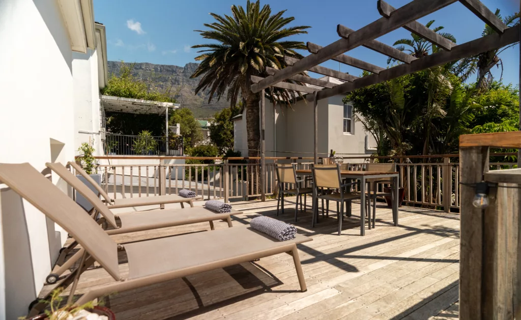 Cactusberry sundeck with view of Table Mountain and Lion's Head